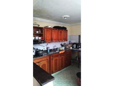 Casa en venta en San Gabriel, Itagüí · foto 3 de 9