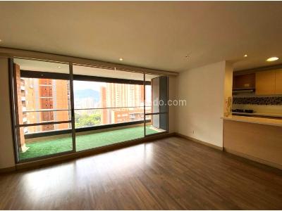 Apartamento de 3 alcobas en venta en San Jose, Sabaneta, 113 m² · foto 3 de 13