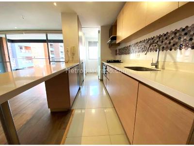 Apartamento de 3 alcobas en venta en San Jose, Sabaneta, 113 m² · foto 4 de 13