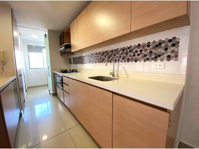 Apartamento de 3 alcobas en venta en San Jose, Sabaneta, 113 m² · foto 5 de 13