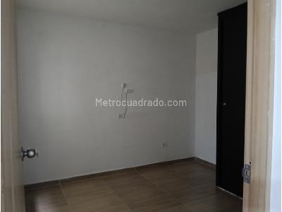 Casa de 5 alcobas en venta en Rosalpi, Bello, 152 m² · foto 11 de 20