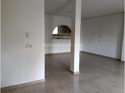 Casa de 5 alcobas en venta en Rosalpi, Bello, 152 m² · foto 4 de 20