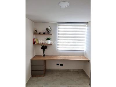 Apartamento de 2 alcobas en venta en Loma De San Jose, Sabaneta, 69 m² · foto 15 de 20