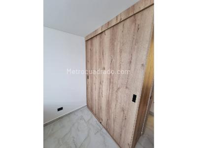 Apartamento de 2 alcobas en venta en Loma De San Jose, Sabaneta, 69 m² · foto 19 de 20