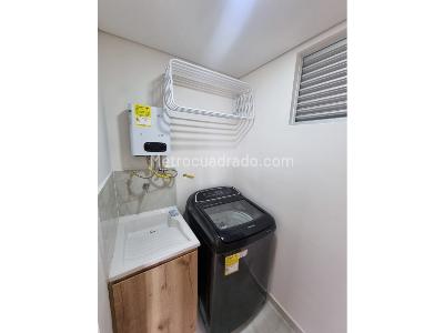 Apartamento de 2 alcobas en venta en Loma De San Jose, Sabaneta, 69 m² · foto 6 de 20