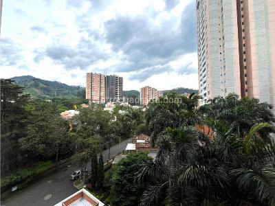 Apartamento de 3 alcobas en venta en San Jose, Sabaneta, 87 m² · foto 10 de 20
