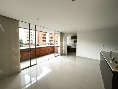 Apartamento de 3 alcobas en venta en San Jose, Sabaneta, 87 m² · foto 12 de 20