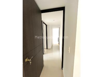 Apartamento de 3 alcobas en venta en San Jose, Sabaneta, 87 m² · foto 14 de 20