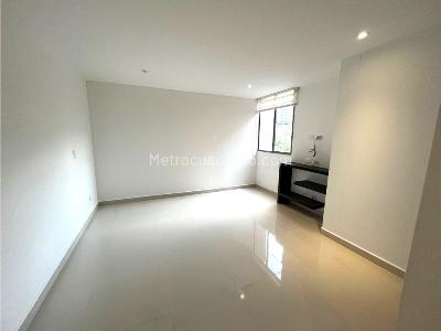 Apartamento de 3 alcobas en venta en San Jose, Sabaneta, 87 m² · foto 15 de 20