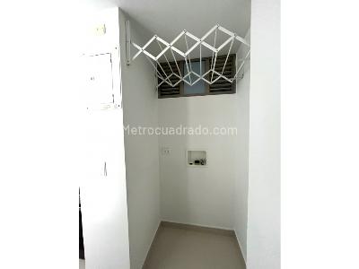 Apartamento de 3 alcobas en venta en San Jose, Sabaneta, 87 m² · foto 5 de 20