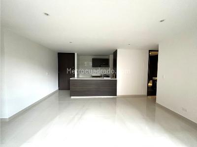 Apartamento de 3 alcobas en venta en San Jose, Sabaneta, 87 m² · foto 6 de 20