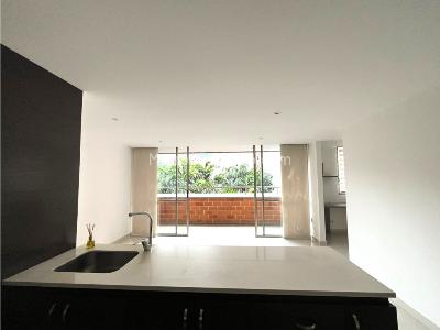 Apartamento de 3 alcobas en venta en San Jose, Sabaneta, 87 m² · foto 7 de 20