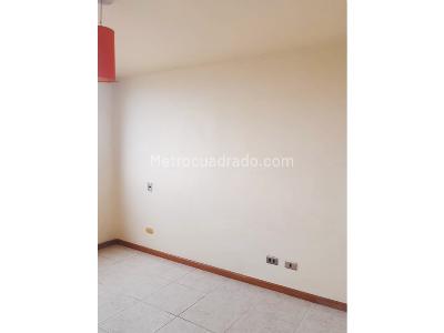 Apartamento en venta en Loma De Los Bernal, Medellín · foto 10 de 20