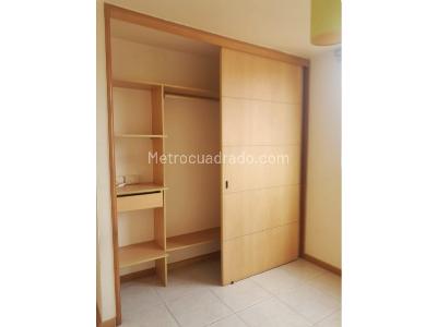 Apartamento en venta en Loma De Los Bernal, Medellín · foto 14 de 20