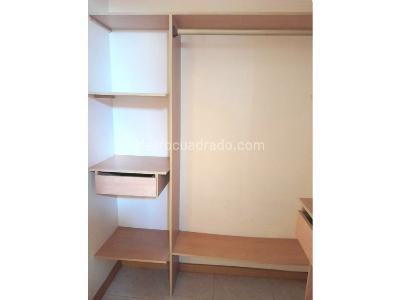 Apartamento en venta en Loma De Los Bernal, Medellín · foto 15 de 20