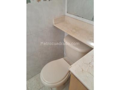 Apartamento en venta en Loma De Los Bernal, Medellín · foto 19 de 20
