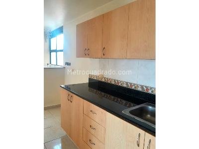 Apartamento en venta en Loma De Los Bernal, Medellín · foto 4 de 20
