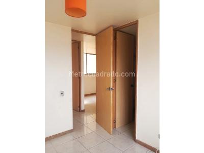 Apartamento en venta en Loma De Los Bernal, Medellín · foto 9 de 20
