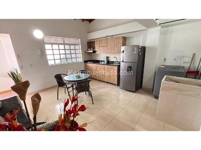 Apartamento de 2 alcobas en venta en Asturias, Itagüí, 52 m² · foto 2 de 10