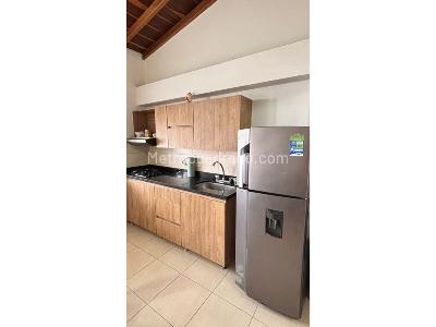 Apartamento de 2 alcobas en venta en Asturias, Itagüí, 52 m² · foto 4 de 10