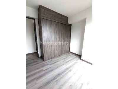 Apartamento de 2 alcobas en venta en El Poblado, Medellín, 65 m² · foto 7 de 8