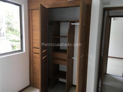 Apartamento de 3 alcobas en venta en Aves Maria, Sabaneta, 109 m² · foto 11 de 18