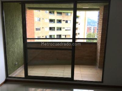 Apartamento de 3 alcobas en venta en Aves Maria, Sabaneta, 109 m² · foto 4 de 18