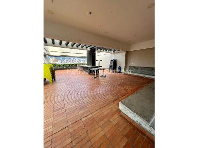Apartamento en venta en Loma De Los Bernal, Medellín · foto 18 de 18