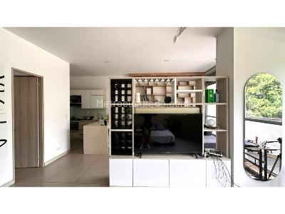Apartamento en venta en Loma De Los Bernal, Medellín · foto 4 de 18