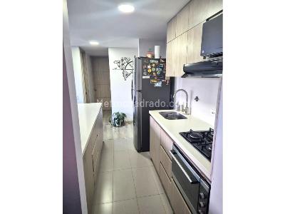 Apartamento de 2 alcobas en venta en Suramerica, Itagüí, 62 m² · foto 4 de 16
