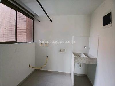 Apartamento de 3 alcobas en venta en Loma De San Jose, Sabaneta, 104 m² · foto 11 de 20