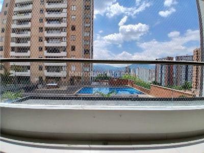 Apartamento de 3 alcobas en venta en Loma De San Jose, Sabaneta, 104 m² · foto 14 de 20