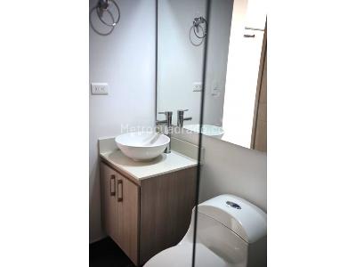 Apartamento de 3 alcobas en venta en Loma De San Jose, Sabaneta, 104 m² · foto 15 de 20