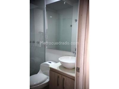 Apartamento de 3 alcobas en venta en Loma De San Jose, Sabaneta, 104 m² · foto 18 de 20