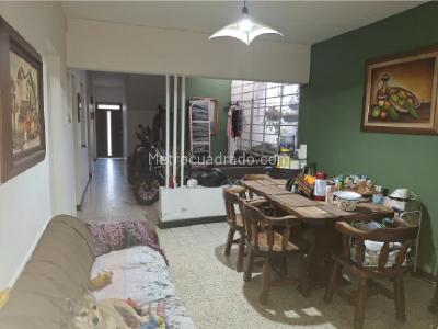 Casa de 4 alcobas en venta en Belen, Medellín, 249 m² · foto 13 de 20