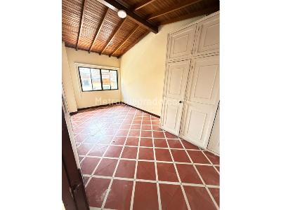 Casa de 4 alcobas en venta en Belen, Medellín, 249 m² · foto 8 de 20