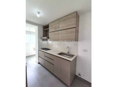 Apartamento de 3 alcobas en venta en Las Lomitas, Sabaneta, 69 m² · foto 3 de 20