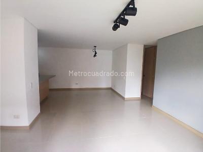Apartamento en venta en Loma De San Jose, Sabaneta · foto 4 de 16