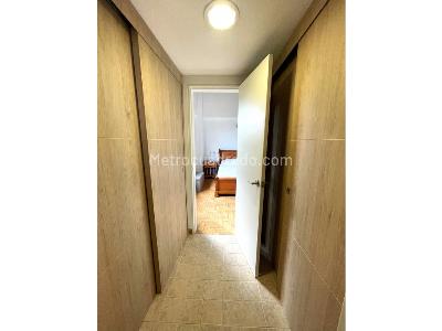 Apartamento de 3 alcobas en venta en El Poblado, Medellín, 127 m² · foto 9 de 16