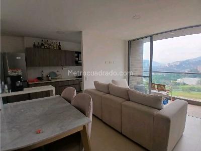 Apartamento de 2 alcobas en venta en Suramerica, Itagüí, 69 m² · foto 11 de 20