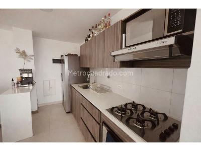 Apartamento de 2 alcobas en venta en Suramerica, Itagüí, 69 m² · foto 9 de 20