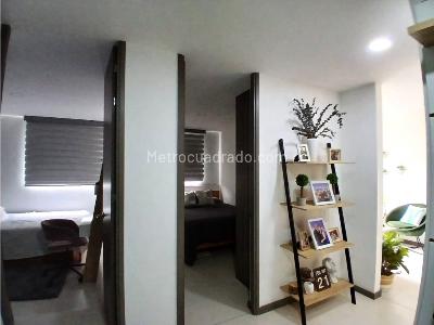 Apartamento en venta en Alto De Las Flores, Sabaneta · foto 13 de 17