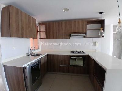 Apartamento de 3 alcobas en venta en Loma De San Jose, Sabaneta, 130 m² · foto 4 de 19