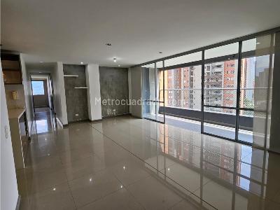 Apartamento de 3 alcobas en venta en Loma De San Jose, Sabaneta, 130 m² · foto 5 de 19