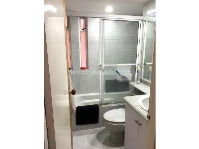 Apartamento en venta en Laureles, Medellín · foto 7 de 9