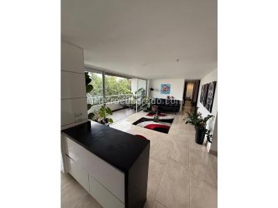 Apartamento de 3 alcobas en venta en Las Antillas, Envigado, 90 m² · foto 2 de 9