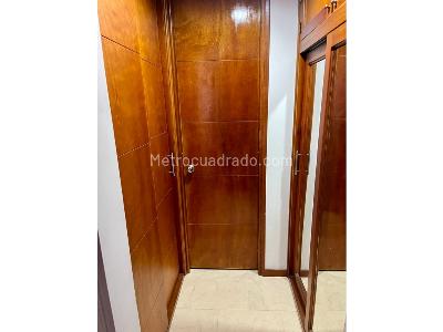 Apartamento de 3 alcobas en venta en Lorena, Medellín, 89 m² · foto 12 de 16