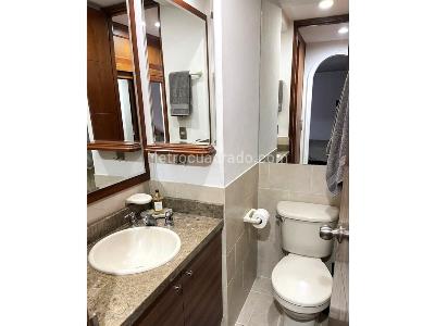Apartamento de 3 alcobas en venta en Lorena, Medellín, 89 m² · foto 15 de 16