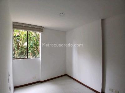 Apartamento en venta en La Inmaculada, Envigado · foto 14 de 19