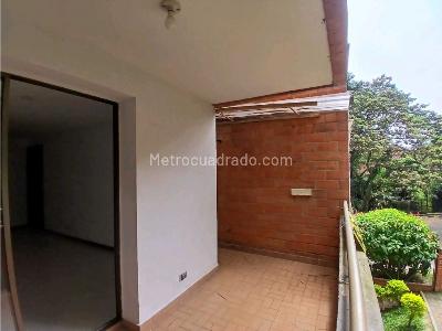 Apartamento en venta en La Inmaculada, Envigado · foto 3 de 19